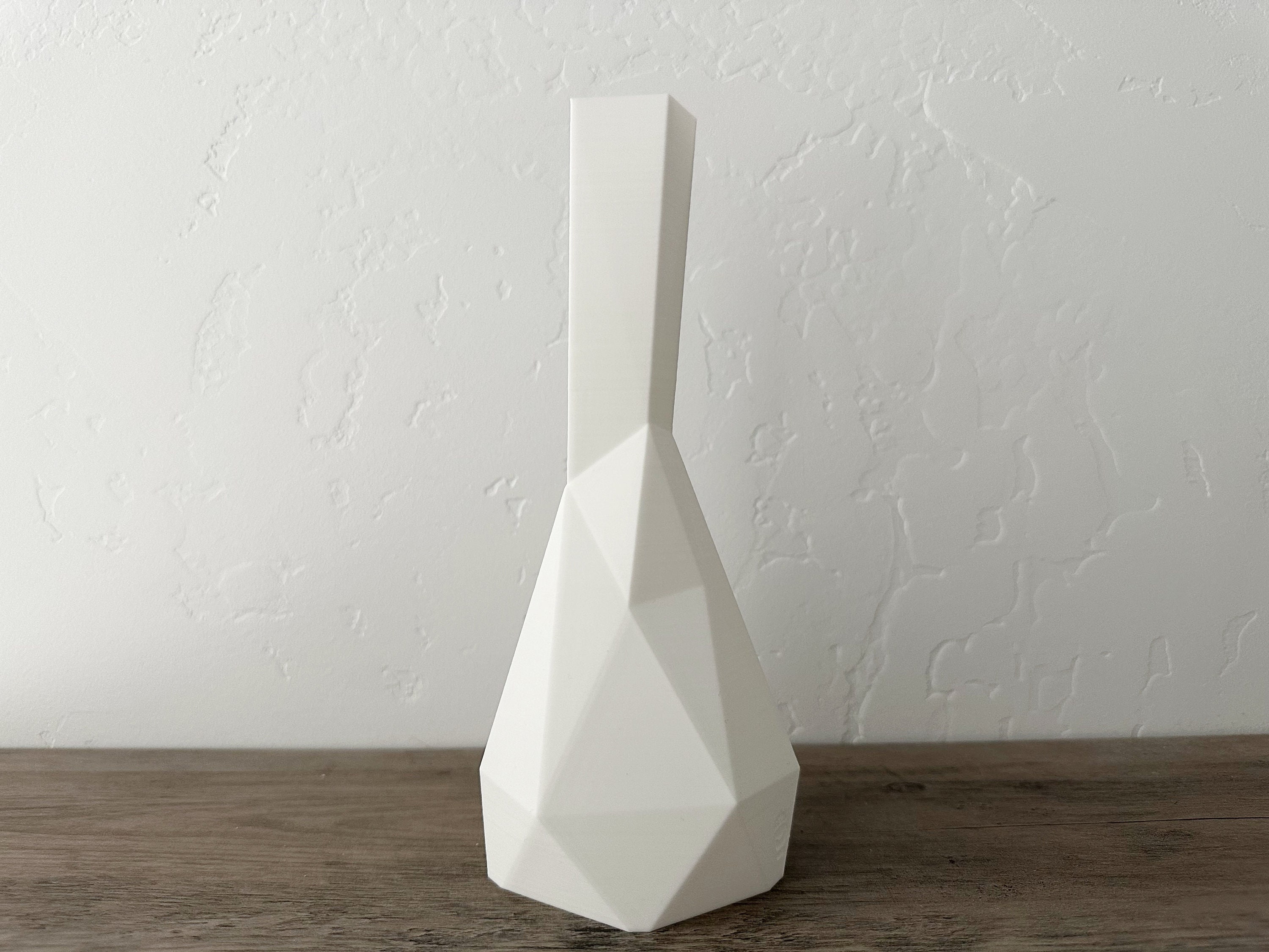 Modern White Geometric Vase: Minimalist Scandinavian Decor