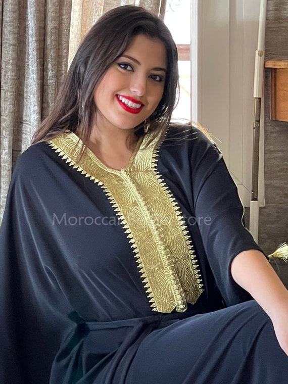 Caftan Marocain Femme Fait Main - Rose - Taille L - En Crêpe - Manches Longues Asymétrique