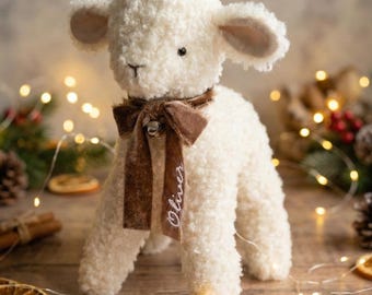Peluche de cordero hecho a mano: suave oveja de peluche, decoración infantil