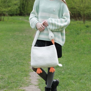Handmade Crochet White Shoulder Bag, Large Goose Tote Bag, Crochet Goose Bag, Soft Fabric, Shoulder Bag, Goose Plush Tote Bag