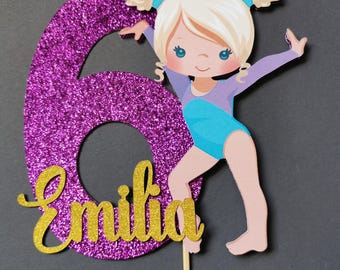 Adorno para tarta de gimnasta personalizada para cualquier edad y nombre. Adorno para tarta de gimnasia. Suministros personalizados para cumpleaños de gimnastas. Fiesta de cumpleaños de gimnasia.