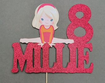Topper de pastel de gimnasta de niña personalizado CUALQUIER EDAD Y NOMBRE / Topper de pastel de gimnasia / Suministros de cumpleaños de gimnasta personalizados / Fiesta de cumpleaños de gimnasia
