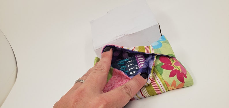 Bags /& Purses Floral Variety Cotton Fabric TissueToiletry Purse Insert Fold Over Flap Closure