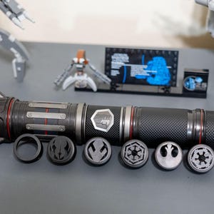 Savi's Workshop Custom Light Saber Rechargeable Battery Pack