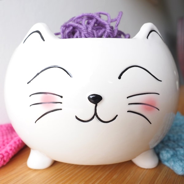 Cat Yarn Bowl for Knitting - Ceramic Knitting Bowl Extra Large Ceramic Yarn Bowl Crochet Accessories Yarn Holder Storage Gift for Knitters