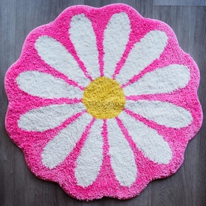 Pink Daisy Bath Mat Sunflower Flower Hot Pink Cute Bathroom Rugs for Girls Funny Shower Fun Decor Non-Slip Washable Kids Women Novelty