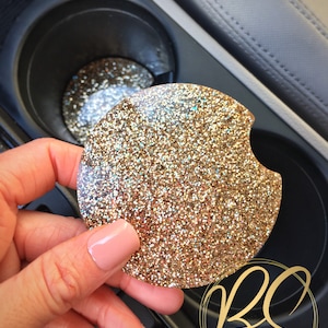 Sottobicchieri per auto con glitter dorati: accessori scintillanti per portabicchieri per auto - set da due pezzi