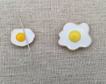 Fried Egg Needle Minder | Breakfast | Food | Eggs | Chicken | Magnetic Needle Minder | Needle Nanny | Keeper | Cover Minder