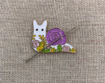 Floral Snail Magnetic Needle Minder Nanny