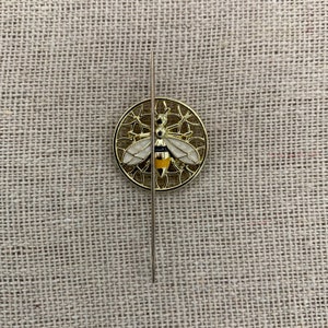 Dainty Bee Needle Minder | Bumble | Gold | Cute | Buzz | Magnetic Minder | Nanny | Keeper | Cover Minder