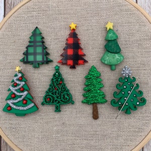 Christmas Tree Needle Minder | Green | Pine | Holiday | Winter | Festive | Plaid |  Magnetic Minder | Needle Nanny | Keeper | Cover Minder