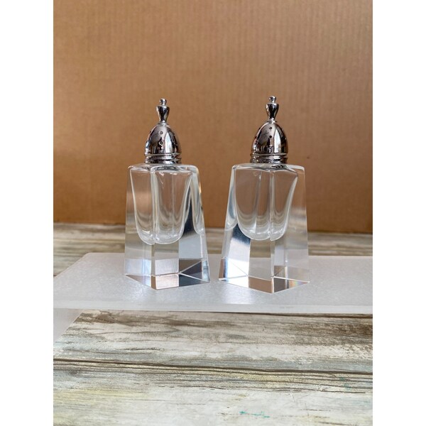 Vintage 1980s Raimond Sterling Silver Diagonal Glass Salt & Pepper Shaker Set, S P Shaker, Vintage Decor for Kitchen, 1980s Kitchen Decor