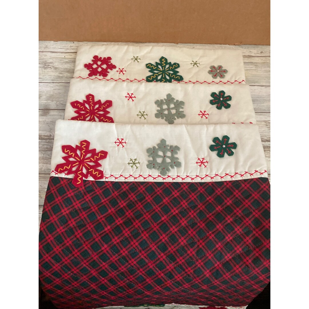 Vintage Quilted Placemats Christmas Snowflakes Plaid Set of 3, Vintage
