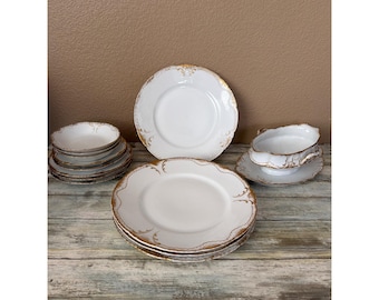 Set van 13 antieke Haviland Limoges France borden kommen juskom Schleiger 133
