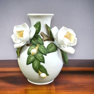Seymour Mann Connoisseur Collection Bud Vase, Benini White Gardenia Porcelain Vase, Vintage