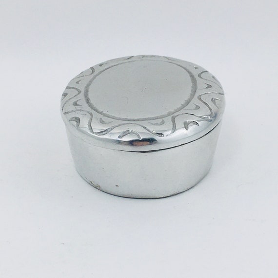 Vintage Oval Silver Color Metal Ring Box Trinket … - image 5