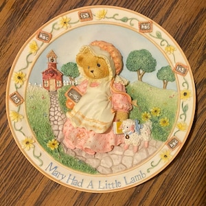 CHERISHED TEDDIES Nursery Rhyme Plate- Mary Had A Little Lamb by Enesco