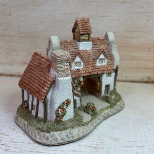 David Winter “The Schoolhouse” 1985 Cottage – Hand-Painted Miniature by John Hine Studios, England, Miniature Houses