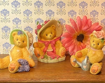 Amazon.com: Cherished Teddies by Enesco 