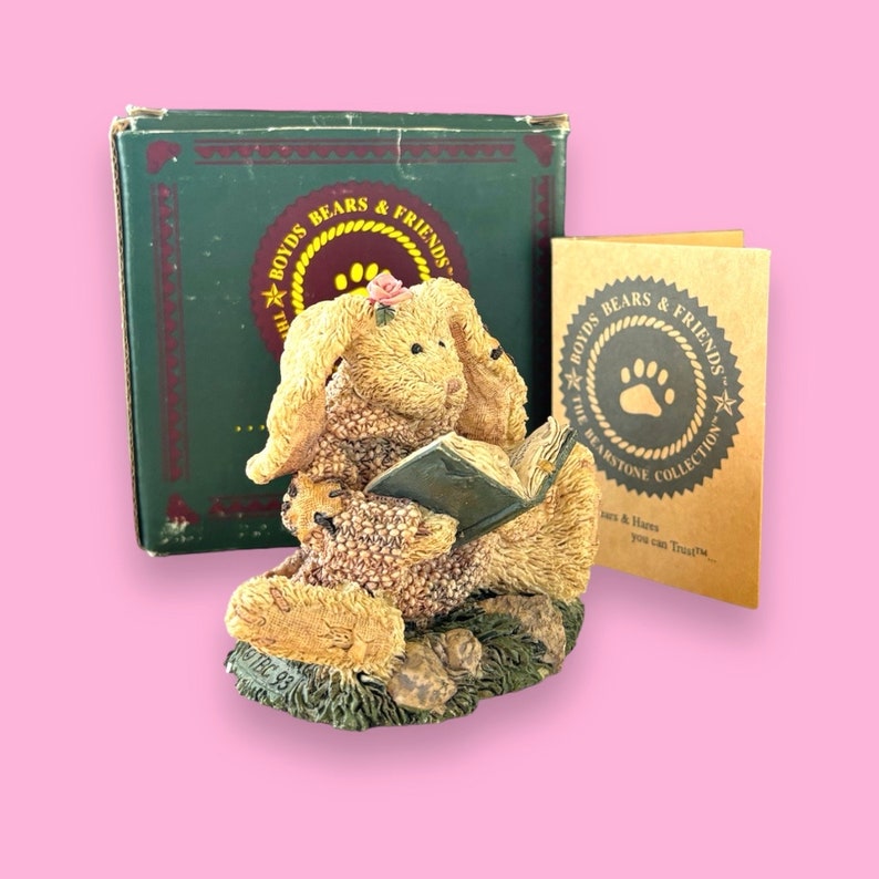 Boyds Bears & Friends Rabbit #2226 Daphne the Reader Hare - He Who Has ...