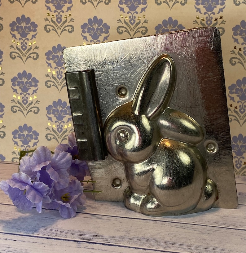 Vintage Chocolate Bunny Mold Antique Metal Easter Bunny - Etsy