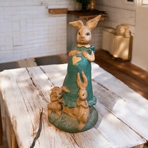 Vintage The Peabody Rabbits Mrs Patience Peabody Carved Rabbit Sculpture - Momma Bunny Rabbit