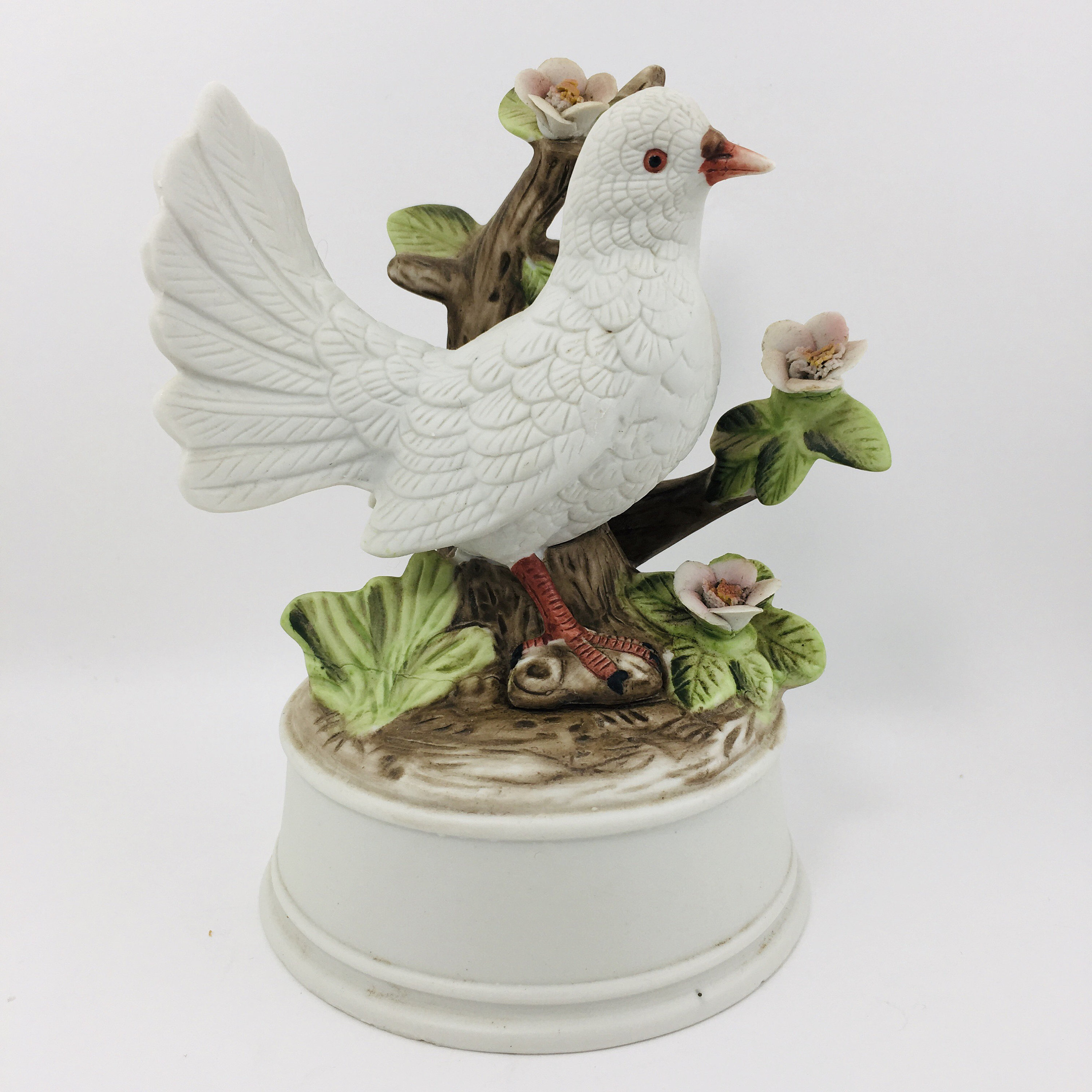 Royal Crown White Dove Porcelain Music Box Somewhere My Love (Lara’s Theme) Dr Zhivago