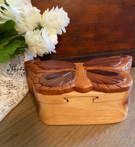 Butterfly Wooden Puzzle Box Gift Box Hand Carved Bu… Gem