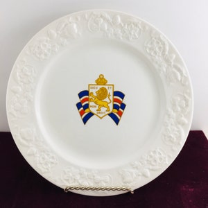 Vintage Bundles For Britain Plate Mfd by STEUBENVILLE Lions Brigade White Plate, Dieu Et Mon Droit image 1