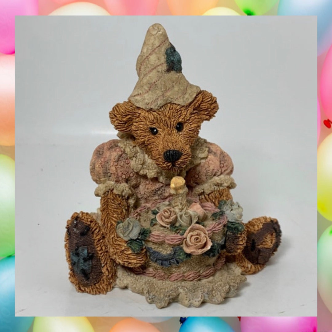 Boyds Bears ボイズベア　テディベア　陶器　置物　クマ Boyds Bearsのバースデーテディベアの置物、クマ好きの方への誕生日