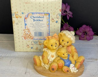 Amazon.com: Cherished Teddies by Enesco 