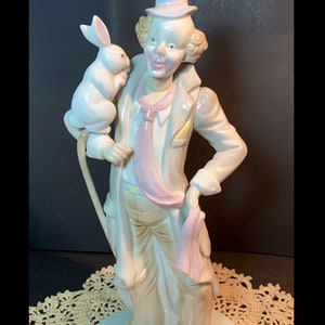 Porcelain Clown Figurine, Lladro-like Porcelain Clown With Top Hat & Cane Holding Rabbit Figurine
