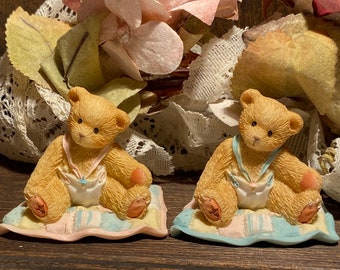 Cherished Teddies Figurines - A Gift to Behold - Baby Bear - Our Cherished Family 1997 Enesco #127922 #599352