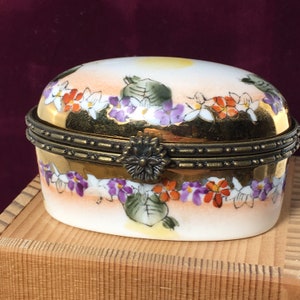 Limoge China Trinket Jewelry Box, Oval Limoge Ring Box with Floral Decor & Gold Accents,  ring box, keepsake box
