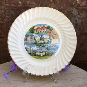 Washington DC Souvenir Plate, Vintage MidCentury US Capitol Collectible Souvenir White Dinner Plate