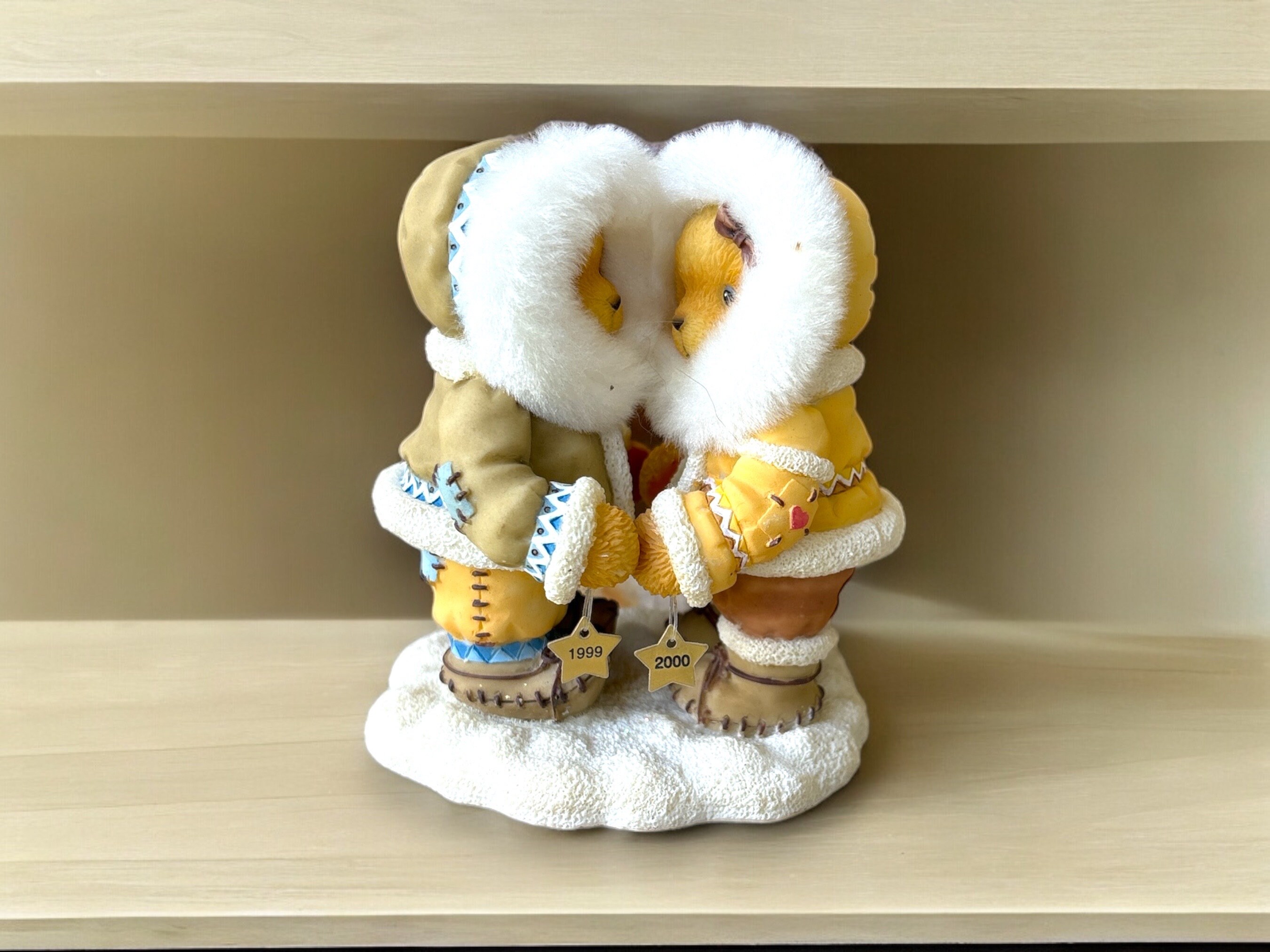 Cherished Teddies "Norbit and Nyla" 1999 2000 "a friend who touches your heart" - 534188, Eskimo Bears holding hands with stars