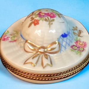 Ladies Hat Shaped Limoges Trinket Box
