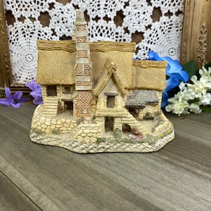 Devon Creamery Miniature English Cottage David Winter Cottages West Country Collection