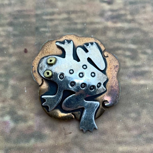 Silver Frog on Copper Lily Pad Vintage Pin by Far Fetched, Frog Jewelry