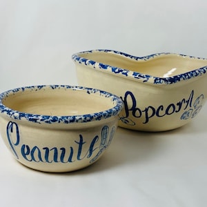 Heart Shaped Popcorn Bowl, Peanuts Bowl Casey Pottery Marshall Texas, Stoneware Pottery Serving Bowls U.S.A.