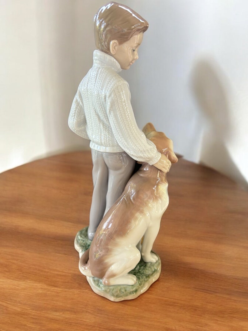 Lladro MY LOYAL FRIEND Dog Figurine #6902, Boy With Dog, Labrador Retriever Figure image 4