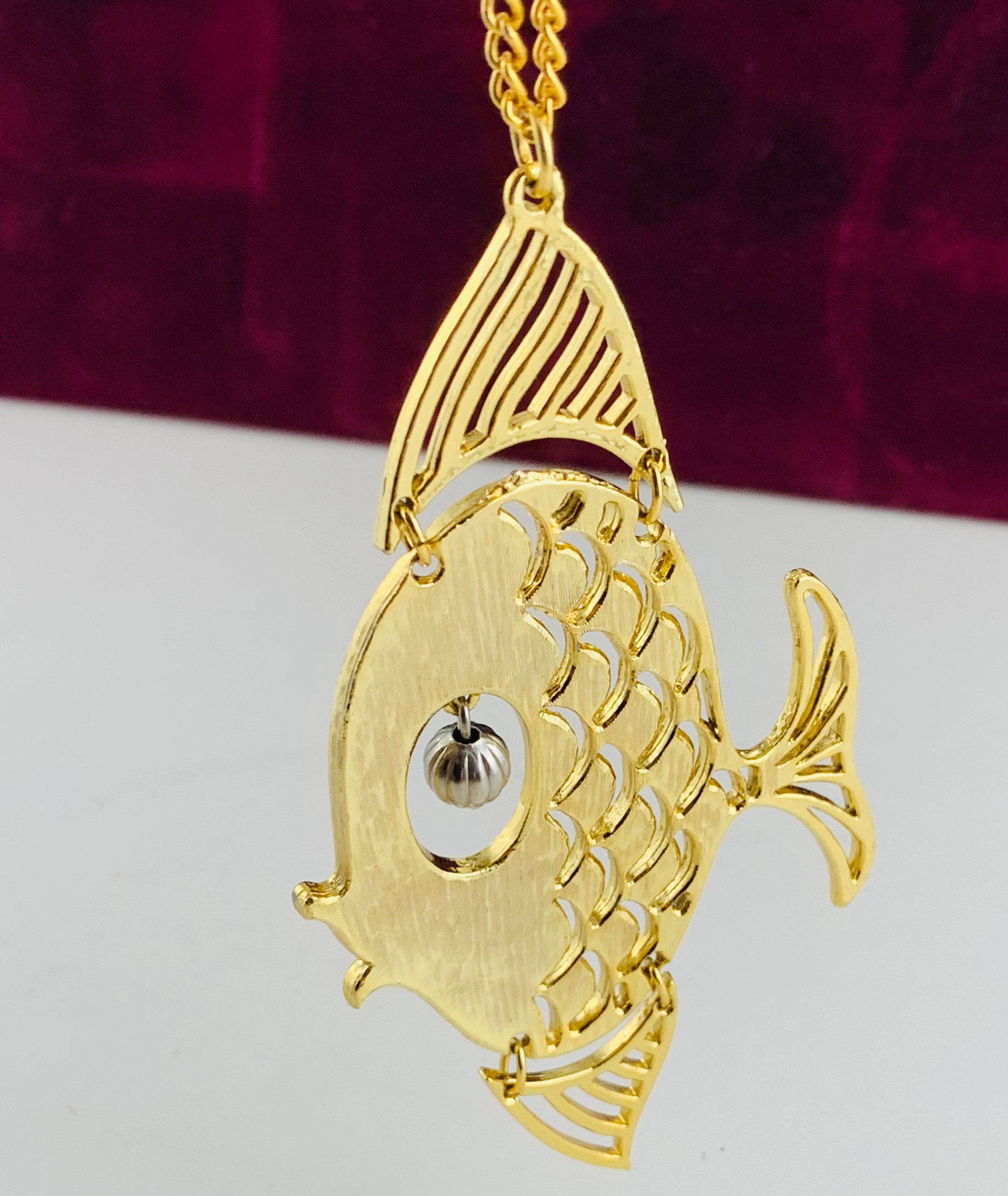 Fish Pendant Necklace Gold Tone Fish with Moveable Dangling Etsy