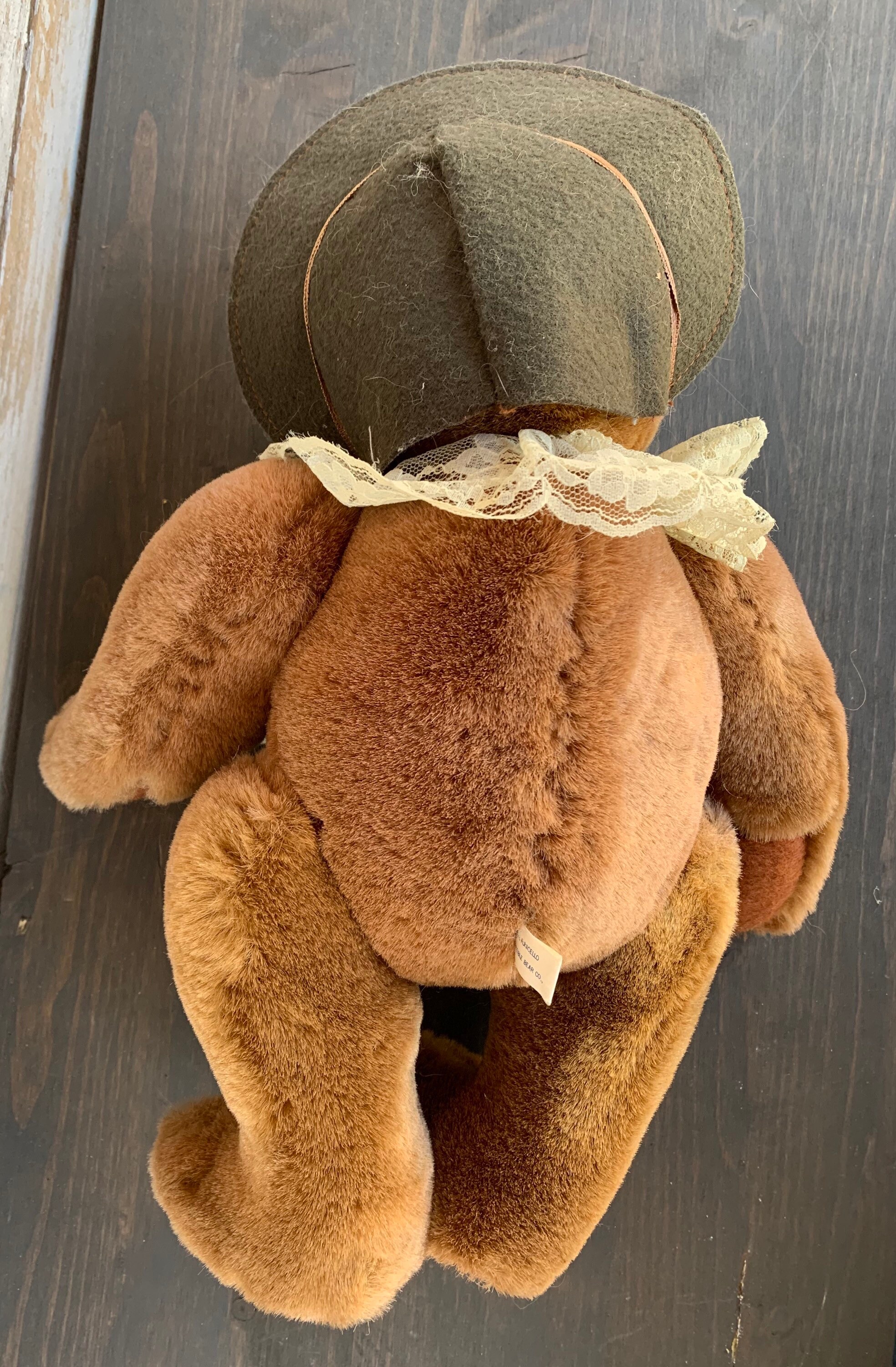 アネット・ファニセロ コレクタブルベア ポーズを取れる