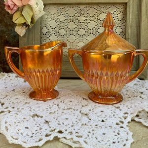 Vintage Faschingsglas Milchkännchen und Zuckerdose Jeannette Irisierendes Ringelblumen - Jubiläumsglas Milchkännchen und Zucker set