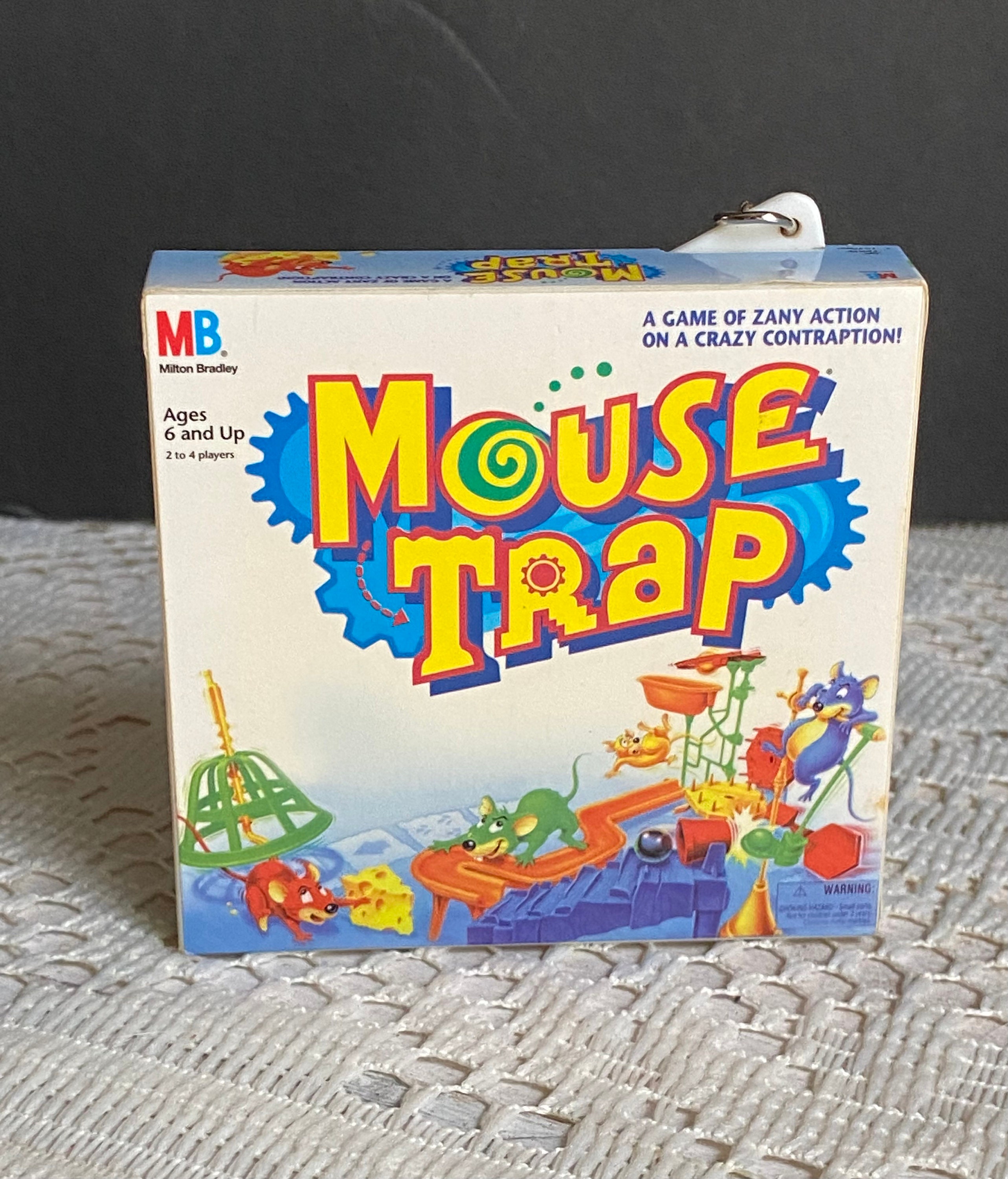 Vintage Miniature MOUSE TRAP Travel Size Keychain Board Game 1999