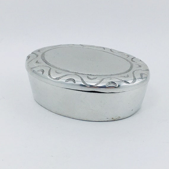 Vintage Oval Silver Color Metal Ring Box Trinket … - image 6