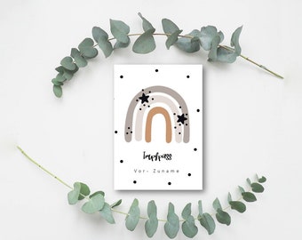 Peut inclure: Une carte blanche avec un arc-en-ciel et des étoiles noires. Le texte "Impfpass" est écrit en noir sous l'arc-en-ciel. Le texte "Vor- Zuname" est écrit en noir sous le texte "Impfpass".