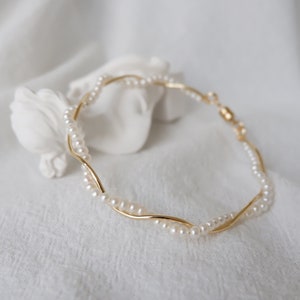 Pearl Wrap Bracelet - Pearl Bangle Gold, Twisted Pearl Bracelet, Dainty Bangle Bracelet, Bridal Bracelet, Wedding Bangles, Gift for Bride