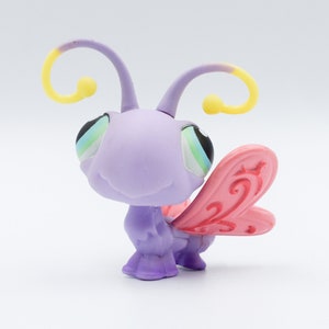 LPS | Cute Butterfly #93 | Authentic Littlest Pet Shop | Hasbro | Collector Toys |