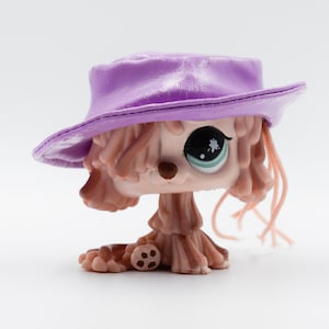 Littlest Pet Shop Toy Store - Littlest Pet Shop Collectible Pets #830  Messiest Mop Dog Special Editi